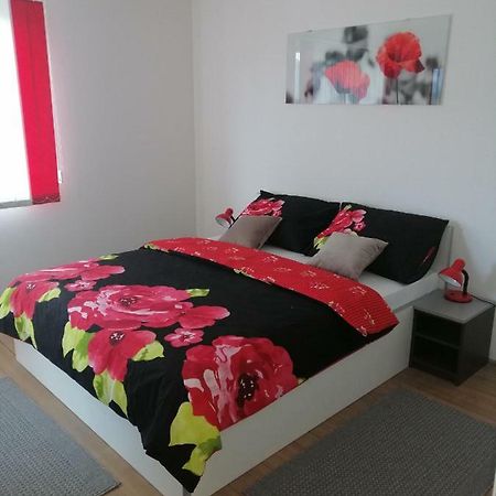 Cosy Apartment Road A6 Fužine Eksteriør billede