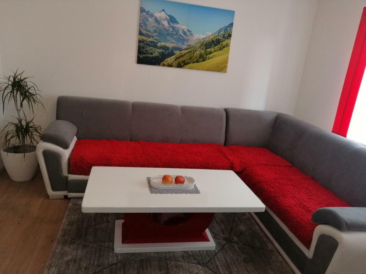 Cosy Apartment Road A6 Fužine Eksteriør billede