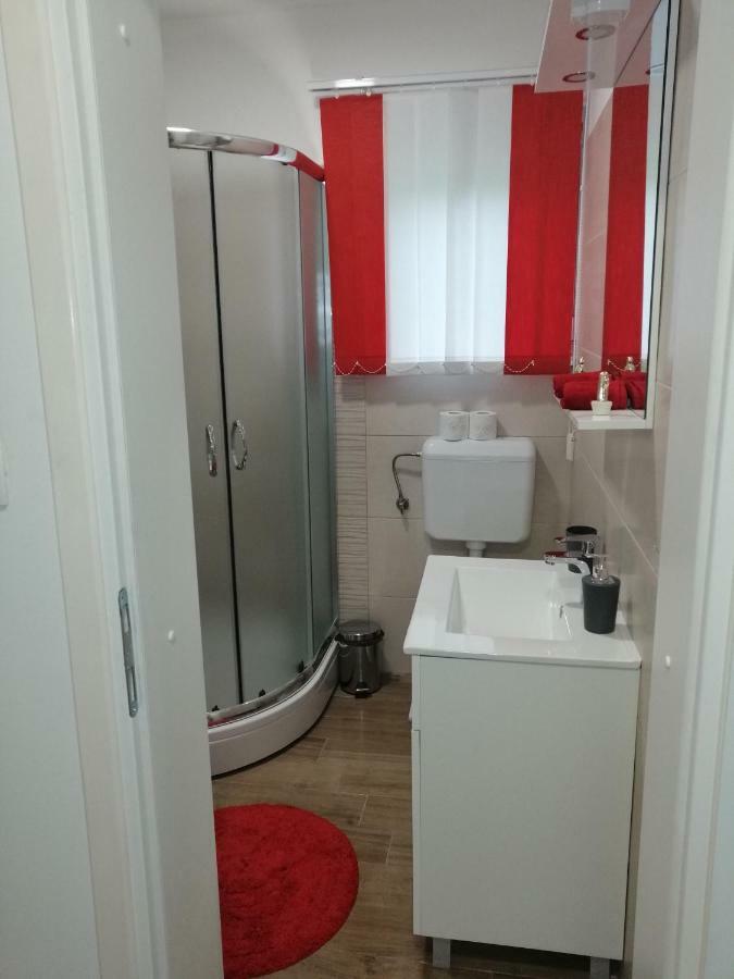 Cosy Apartment Road A6 Fužine Eksteriør billede