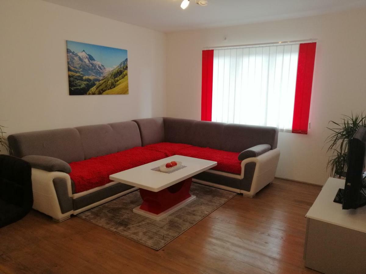 Cosy Apartment Road A6 Fužine Eksteriør billede